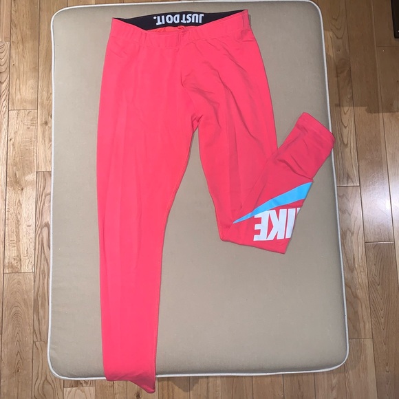 Pink Nike Legging - Picture 1 of 2